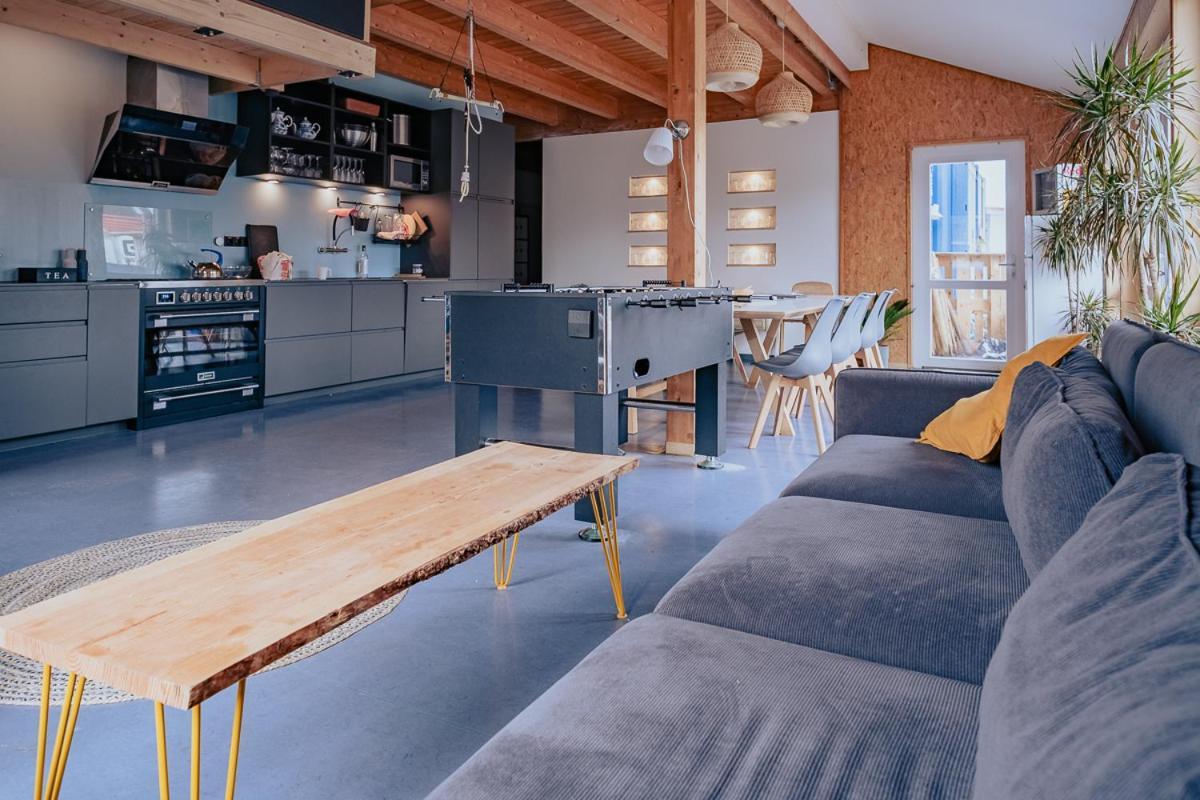 Hostel Oder Ferienwohnung 1-16 Personen Im Blauen Haus Femern Eksteriør billede