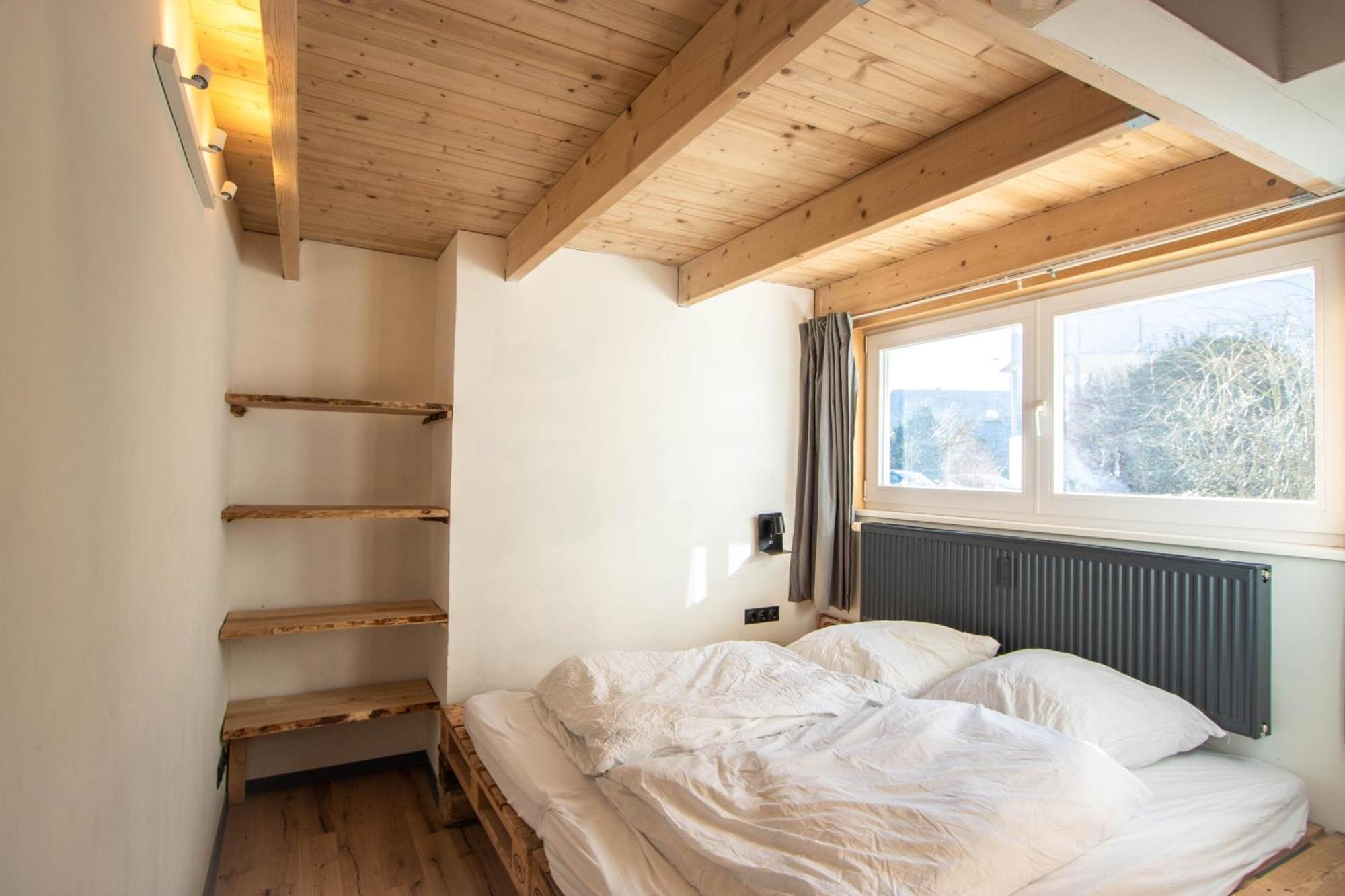 Hostel Oder Ferienwohnung 1-16 Personen Im Blauen Haus Femern Eksteriør billede
